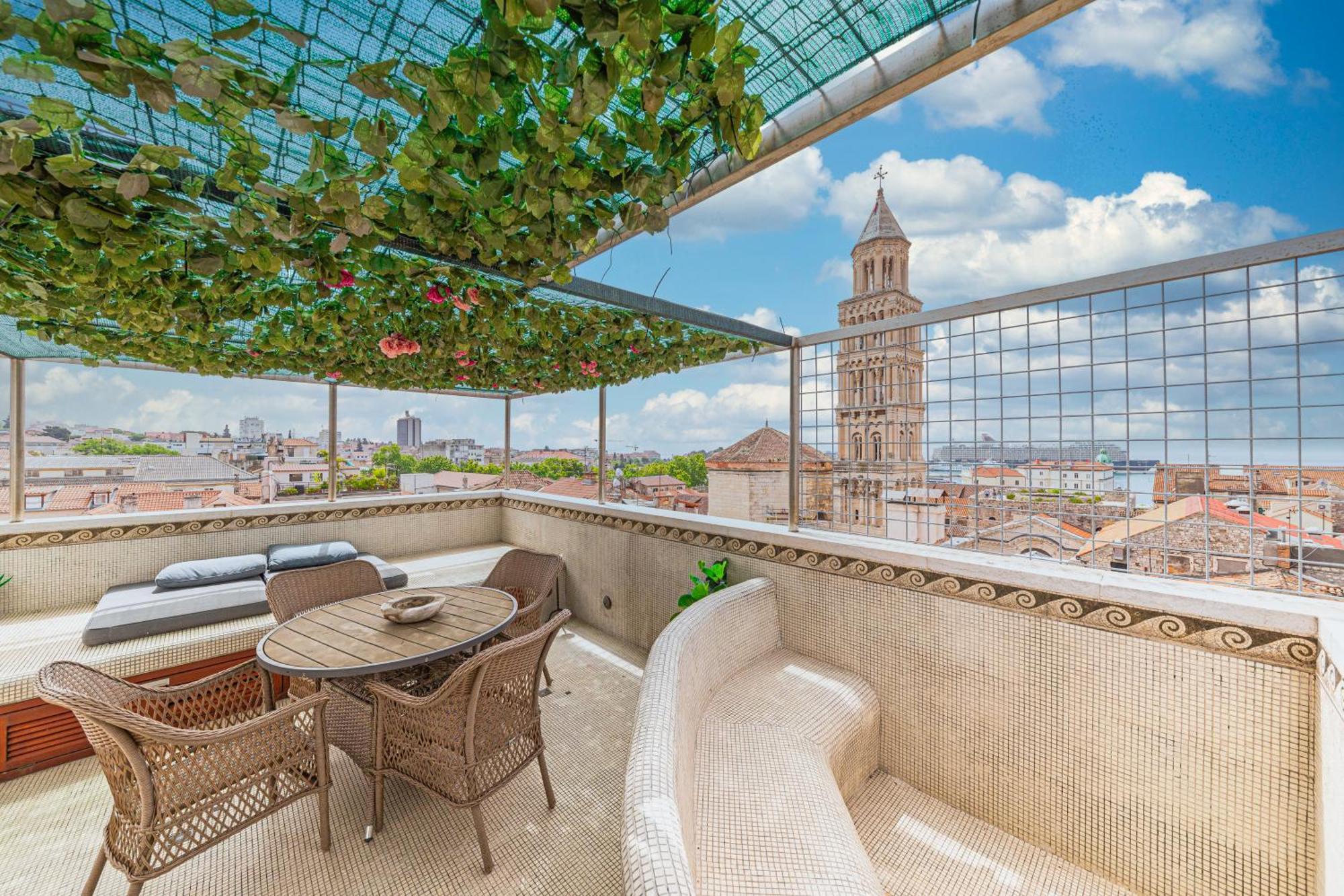 Augubio Penthouse Split Exterior foto